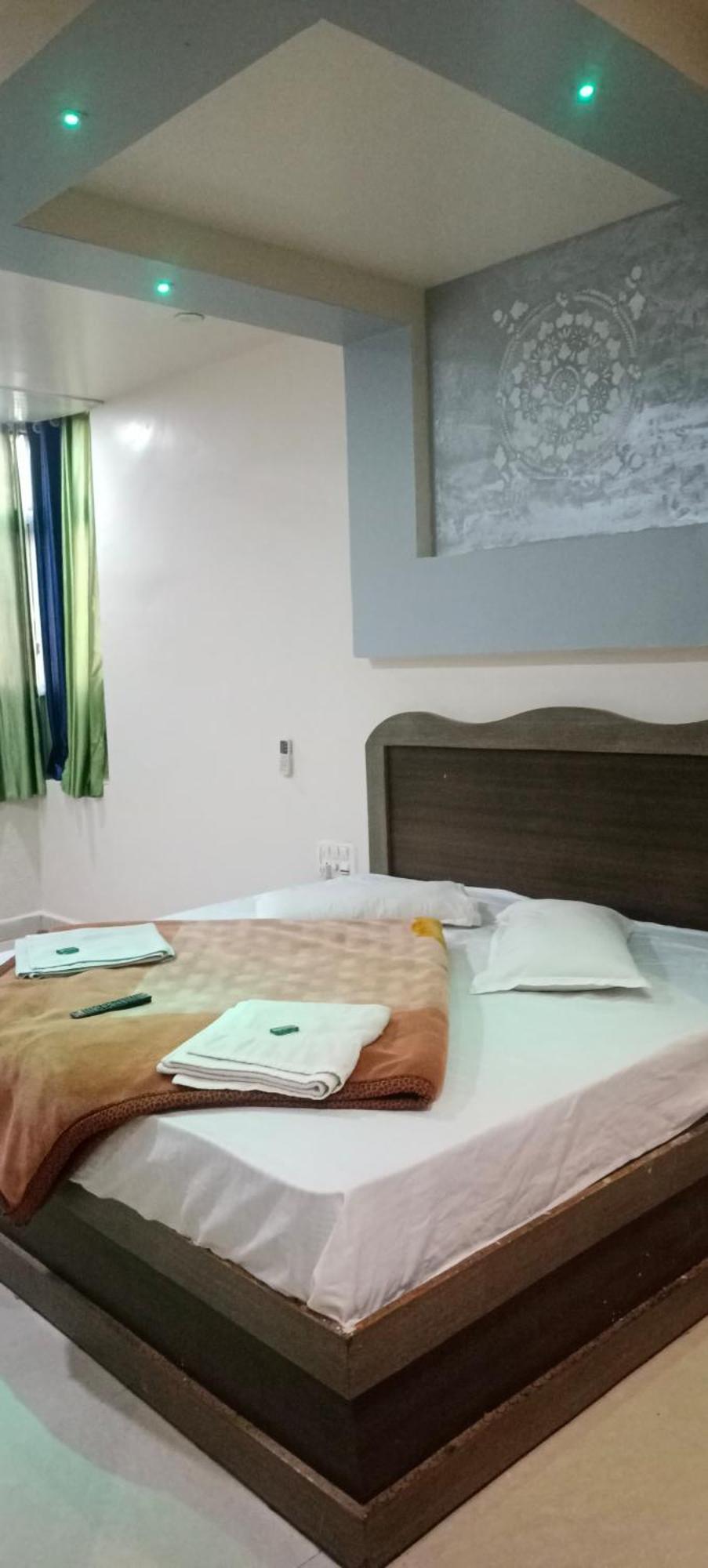 New Hotel Rajvihar Pachmarhī المظهر الخارجي الصورة
